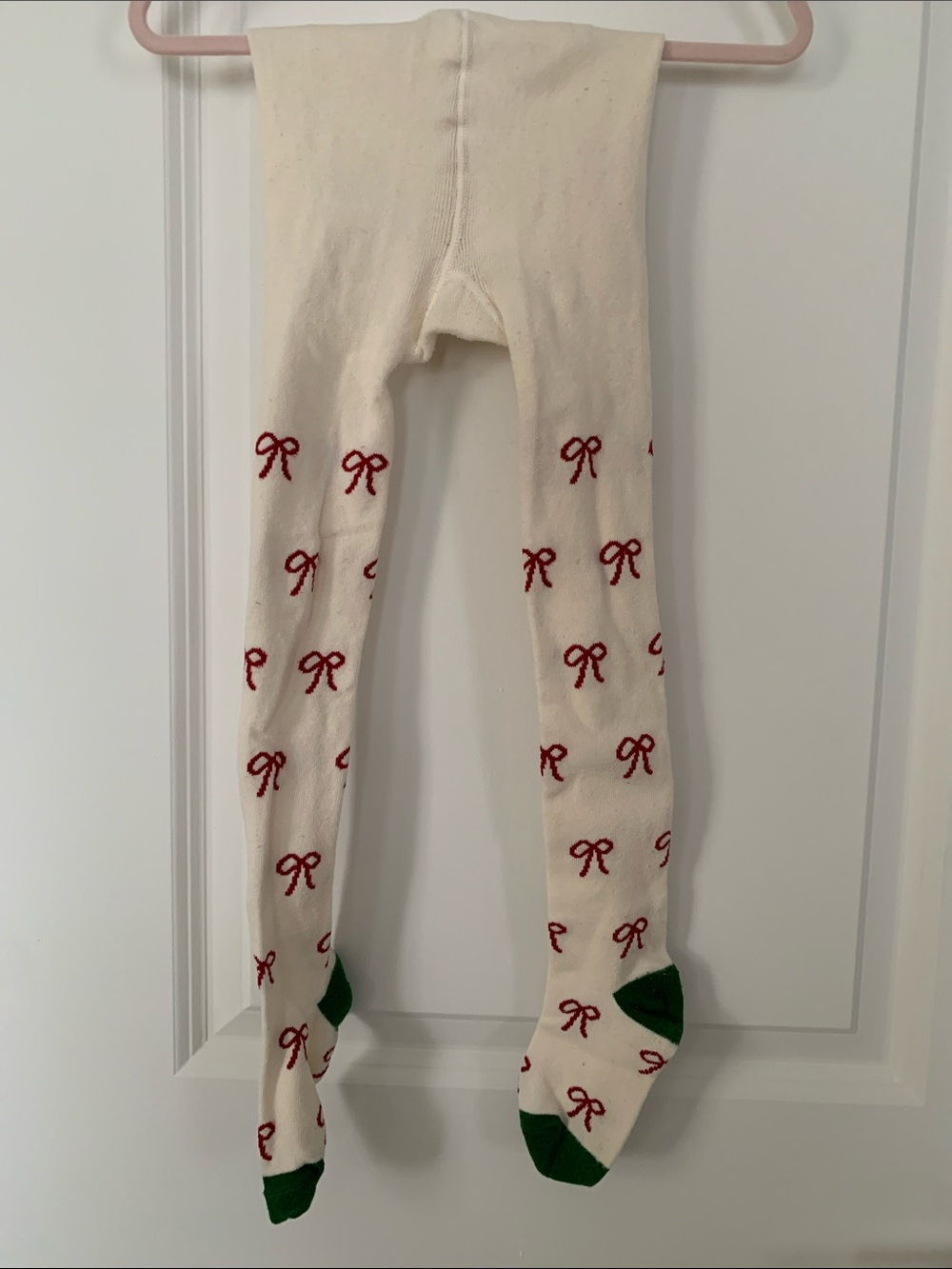 Cream Tights with Red Bow Pattern and Green Toes & Heals - Kids